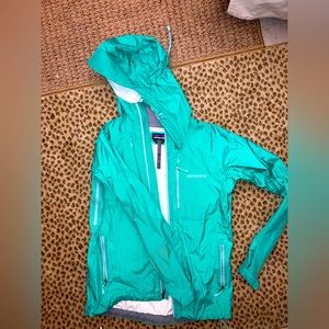 Women’s Green Patagonia Raincoat